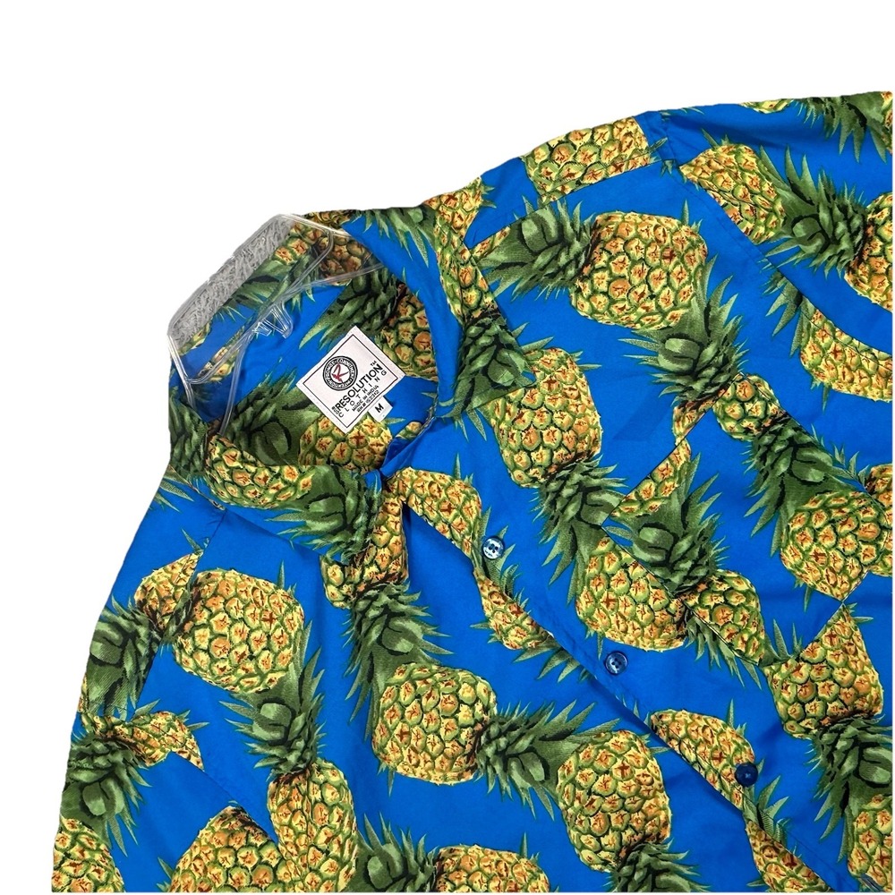 One Resolution Clothing Men s Blue PineappleTropical Hawaiian Print Shirt Size M